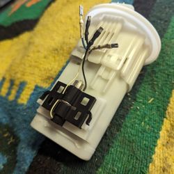 2022 Yzf Yamaha R1 Fuel Pump