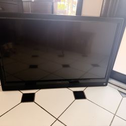 Vizio 40” TV 