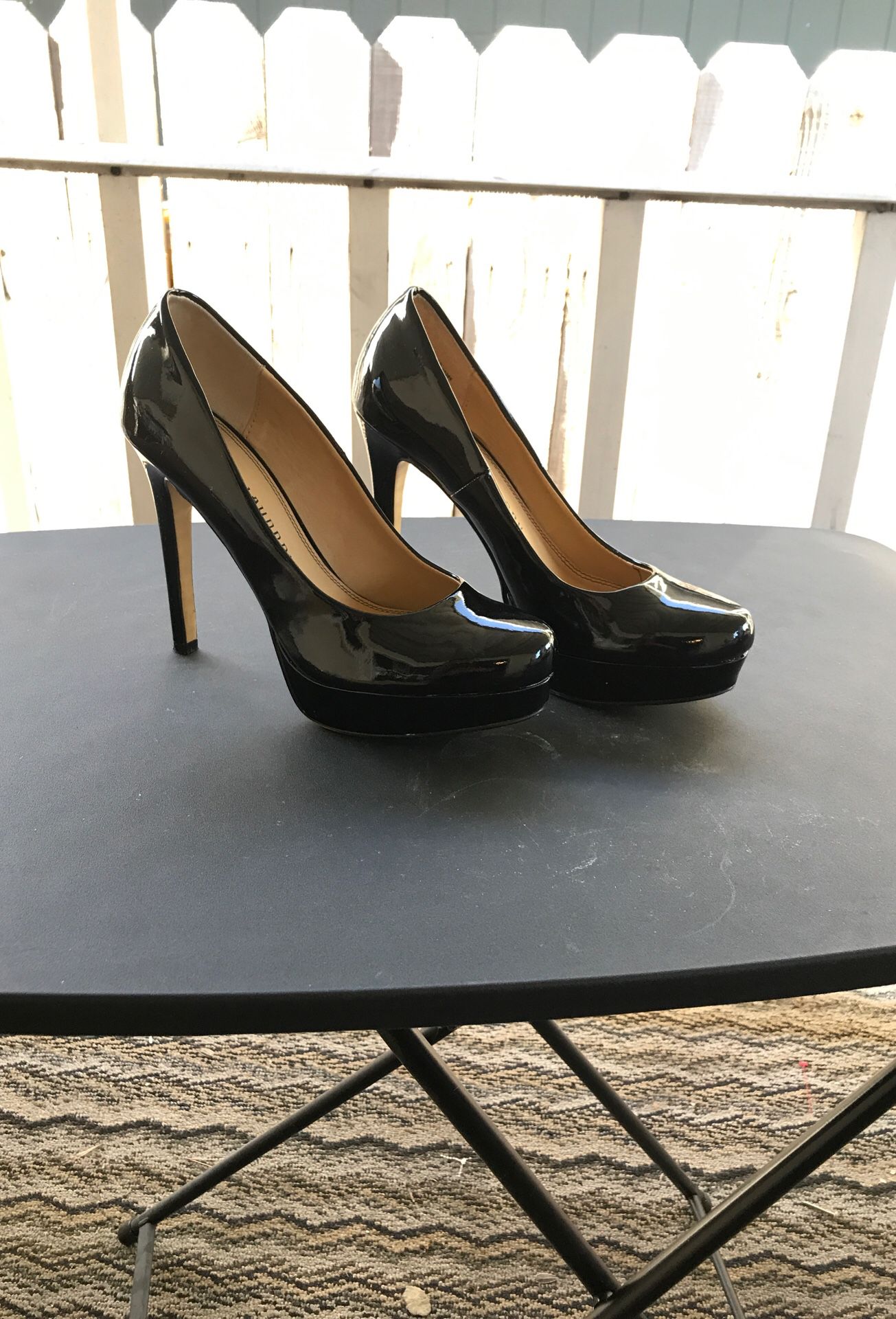 🔥🔥moving sale! Stunning black high heels for women size 8.1/2 M