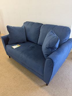 Loveseat New Ashley Signature