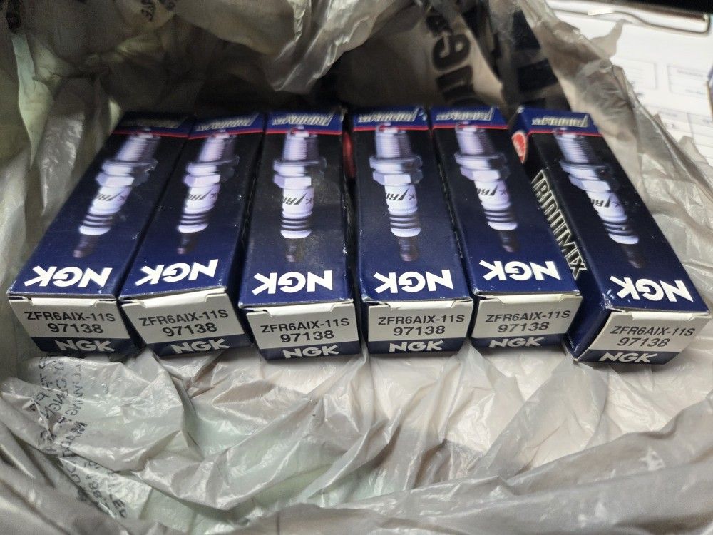 Spark Plugs NTK NEW