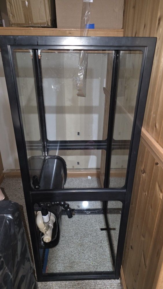 75 Gallons Fish Tank/ Stand