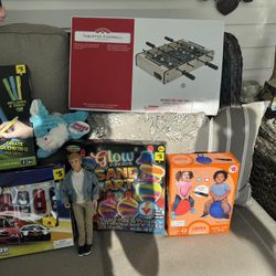 Various Toys/Games