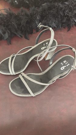 Sliver strappy sandal heels size 10