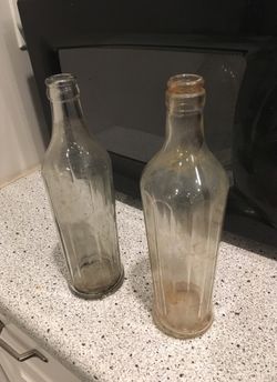 Vintage Heinz ketchup bottles