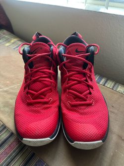 Nike Zoom Rev ll TB University