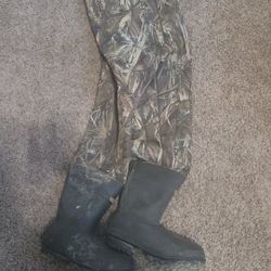 cabellas waders chest used size 14 Hunting fishing work not tested