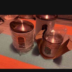 Brand new Three Different Sizes Containers