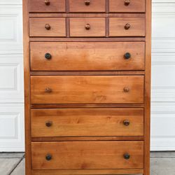 Hard Wood Chest of Drawers,Dresser Dimensions: 36”(W)x19”(D)x56”(H) Great working— In good condition— Will pick up in North Fontana