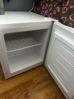 Mini freezer