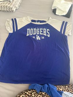 Woman’s misc dodgers & raiders tees