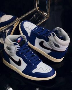 AIR JORDAN 1 HIGH OG SIZE 11.5 MEN’S