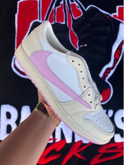 Jordan 1 Retro Low “Travis Scott Shy Pink” Men Size 12
