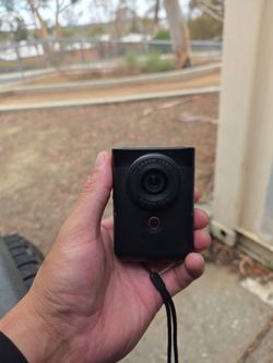 Canon PowerShot V10 Compact Vlog Camera