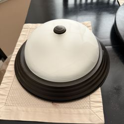 Light fixtures