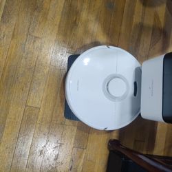 Roborock Q7 Max+ Self-Emptying Robot Vacuum Cleaner