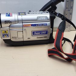 JVC GR-SXM730U Super VHS 400x Digital Zoom. Tested