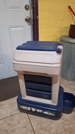 Dog Food Dispenser And Water