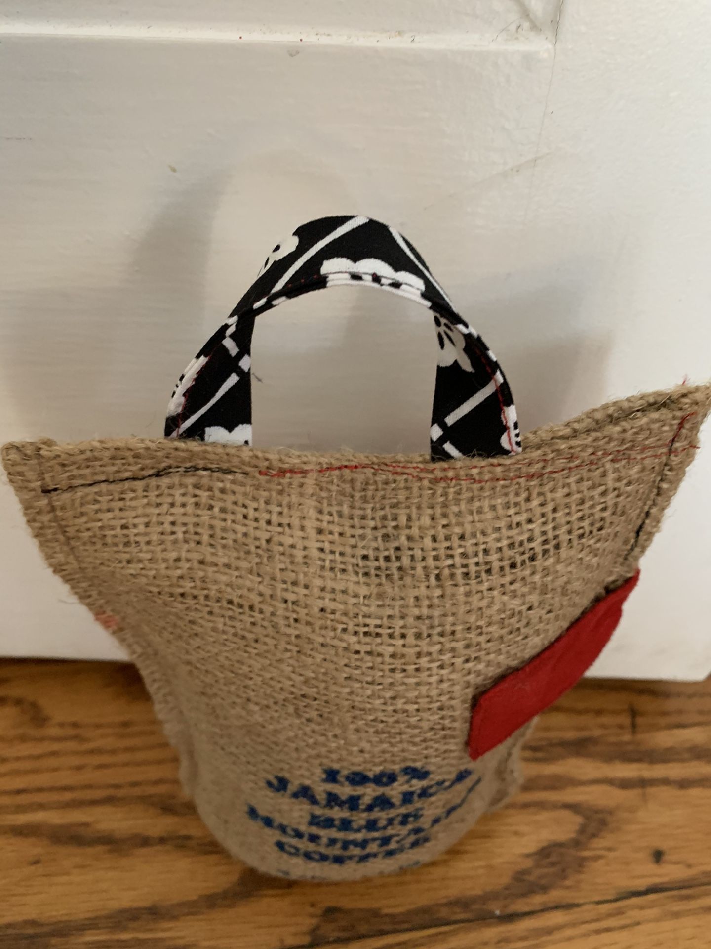 Coffee bag door stopper