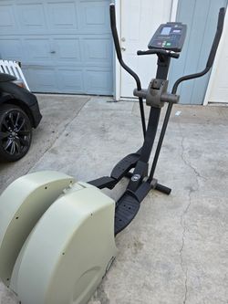 Diamondback 600 series elliptical best sale
