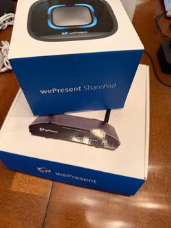 WePresent Wireless Gateway and Sharepod - NIB