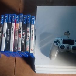PS 4 PRO