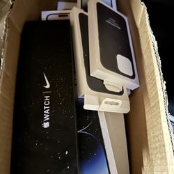 Apple Empty Boxes