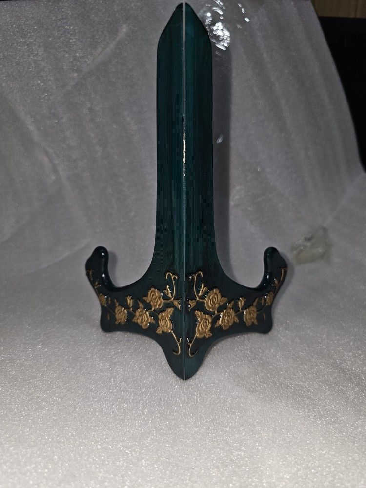 Plate Holder Green W/ Gold Flowers 