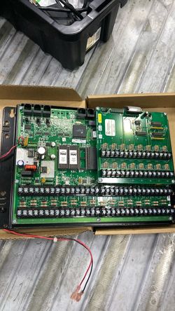 HAI Leviton OmniPro II 20A01-2 Controller, 2.9C Firmware, 16-Zone Expander & Enclosure — Tested Working System Pull