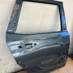 2021 2022 2023 Chevrolet Tahoe Rear Right Side Door OEM