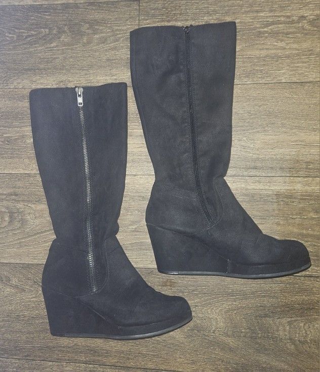 New Directions Lindsay Style Knee High Black Boots 
