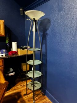 3 tier light and 4 trays lamp