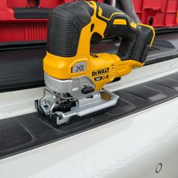 Dewalt Brushless Battery Jigsaw 