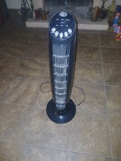Hampton Bay Variable Speed Oscillating Fan