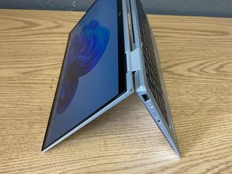 HP Elitebook x 360  model 1030 G8, i7-11th Gen