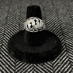 Vintage Sterling Silver 925 signed dome top ring with openwork design size 6.75
