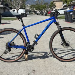 Specialized Rockhopper 29” Mountain Bike XL