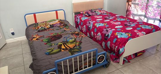 2 Twin Beds