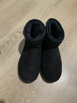 Black boots