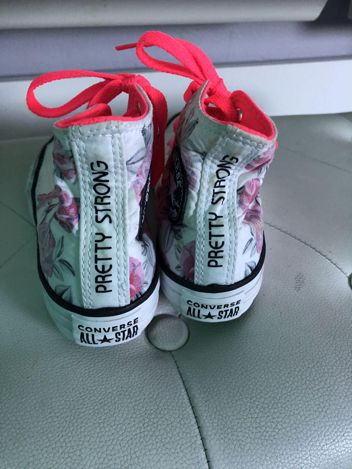 Converse girls shoes