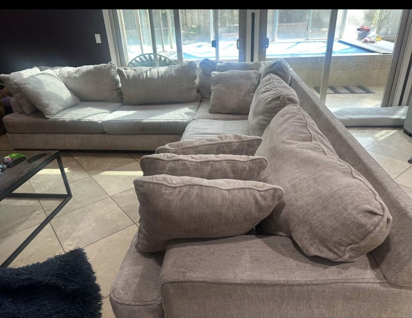 Sectional sofa beige 