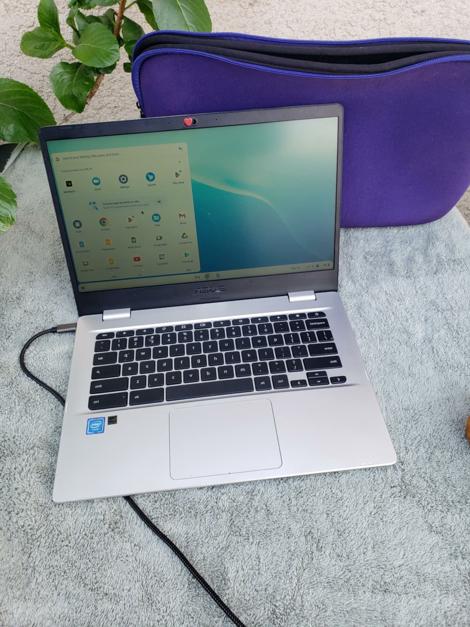 HP Steam Blue Touchscreen $200!. HP Beats Audio edition Touchscreen $200. Asus Limited edition all silver 1TB $200!. I don't sell to crackheads. Firm