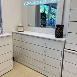 White Dresser 8 Drawer Assembled With Mirror Diamond Knobs 