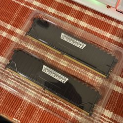 16GB Corsair DDR4 RAM