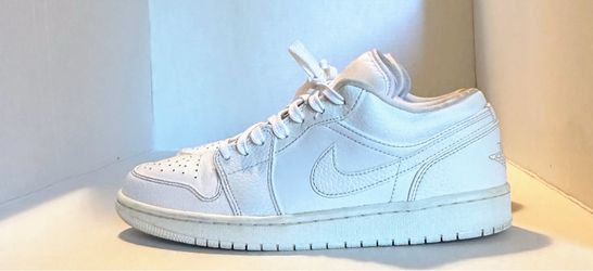 Nike Air Jordan 1 low men’s size 8.5