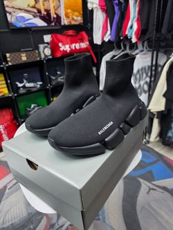 Balenciaga Speed shoes 42
