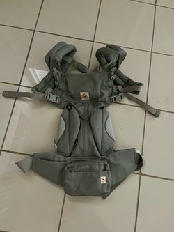 Ergobaby carrier