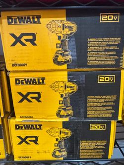 Dewalt 20 volt 1/2 High Torque Impact Wrench Kit