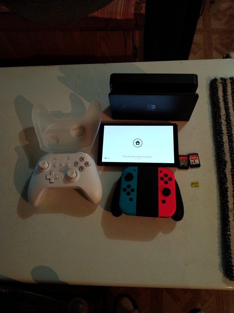Nintendo Switch 