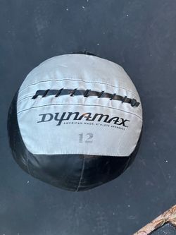 12lb Dynamax medicine ball